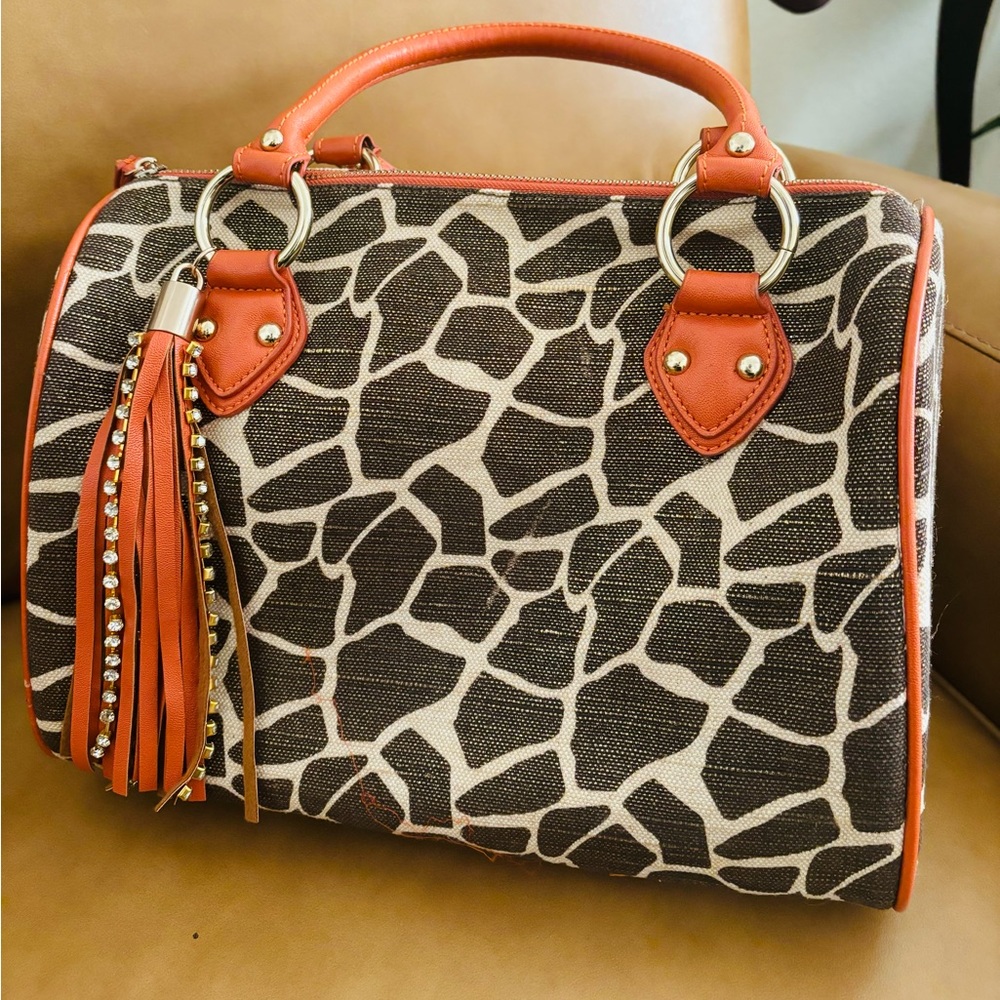 giraffe print purse!🦒